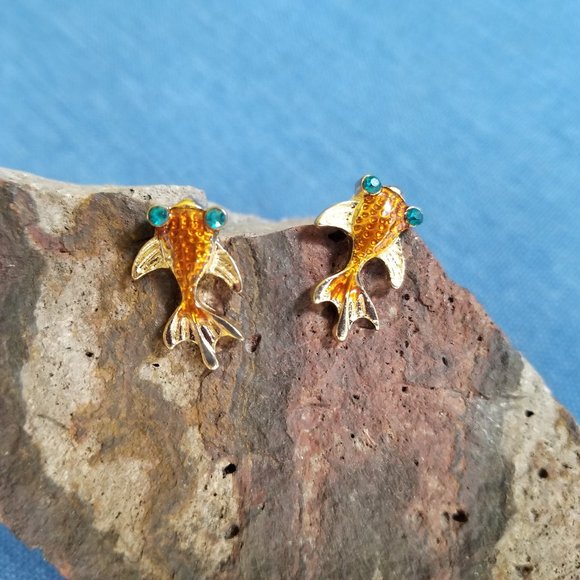 Betsey Johnson Goldfish Earrings - NWT - Picture 2 of 5